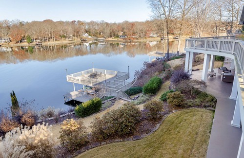 Muscle Shoals House | Catania's Lake House