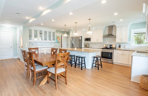 Edisto Island House | Catch My Drift | Ocean-Views + Walk to Beach