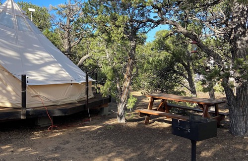 Duchesne RV Rental | Catch your breath in the beauty of Hope Acres
