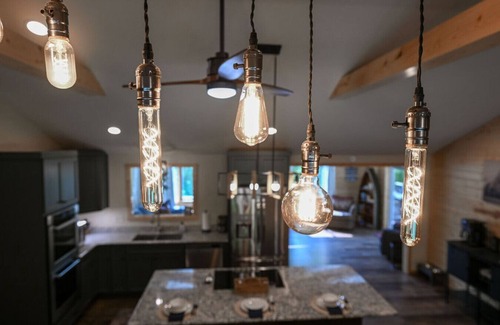 Eagle River Cabin | Catfish Hideaway- Lake, Dock, Fire Pit, Speakeasy!