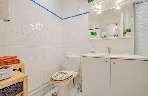 Old Town Apartment | Cathedral Angels