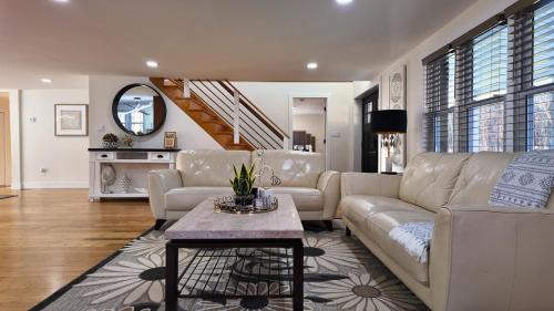 Round Top House | Catskills Escape Hot Tub Massage Chairs & Games