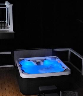 Round Top House | Catskills Escape Hot Tub Massage Chairs & Games