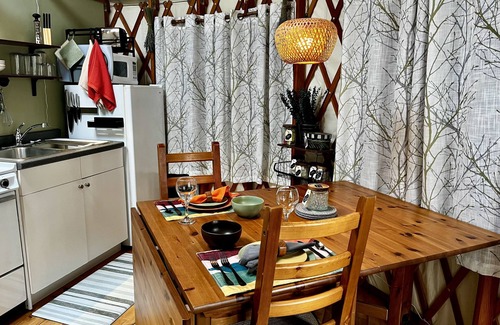 Meredith House | Catskills Luxury Yurt - Awesome Glamping experience