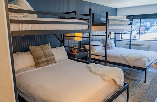 Winter Park Hotel | Catwalk Double Queen + Bunks, Gravity Haus Winter Park, Mountain Views
