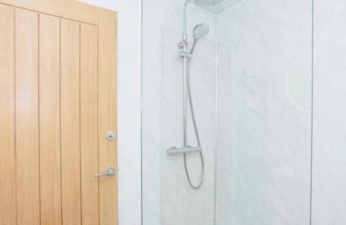 Dumfries Apartment | Caul View Apartment in Dumfries