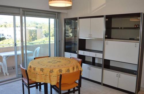 Cavaliere Apartment | Cavalaire : Appartement 2 Pièces, à 300m Plage, Clim, Balcon - FR-1-226B-331