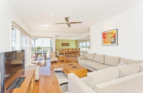 Apollo Bay House | Cawood Heights