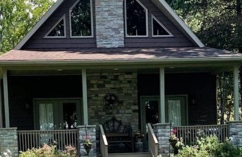 Town of Ledyard House | Cayuga lake waterfront cozy & spacious home