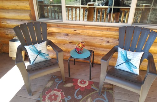 Crescent Cabin | Caz's cozy cabin in the Cascades
