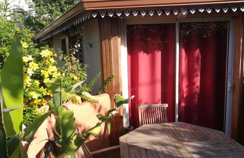 L'Etang-Sale House | Cazadodo