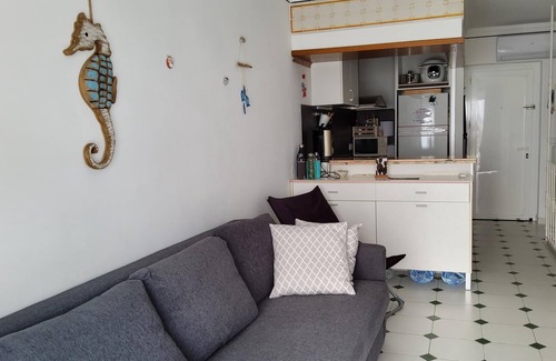 Almadraba-Canyelles Cottage | CB. Semi-detached house with incredible sea view and community pool.