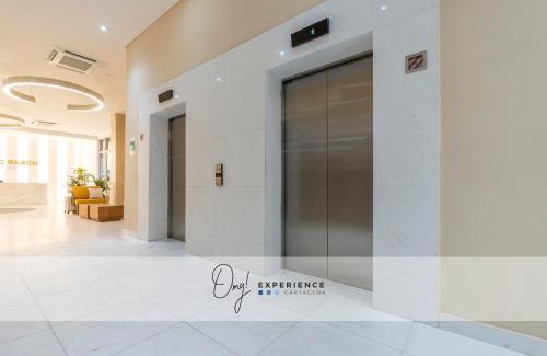 Urbanizacion Eliana Apartment | CB1637 | Último Piso con Vista Costera y Balcón