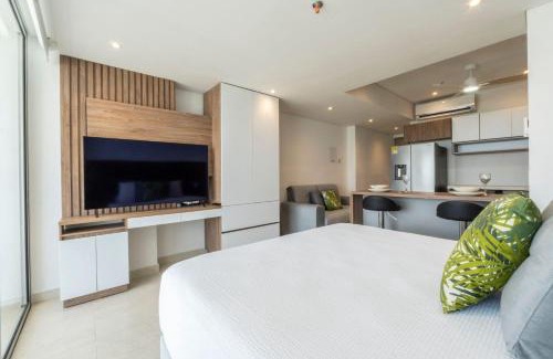 Urbanizacion Eliana Apartment | CB1638 | Suite con daybed piso 16 y balcón panorámico