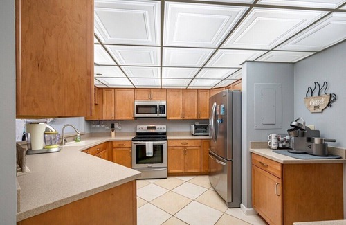 Sand Key Condo | CBC 1-10B –Gulf Front Beauty with pool, hot tub, gym & pickleball!