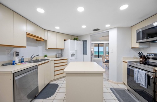 Sand Key Condo | CBC 1-20BC- Penthouse with panoramic views of the gulf!