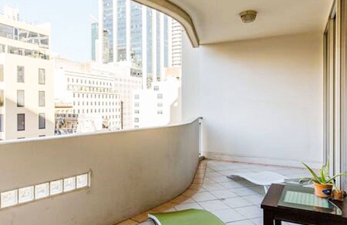 Sydney Central Business District Apartment | CBD Luxury 1 Bedroom 65sqm Balcony Apartment