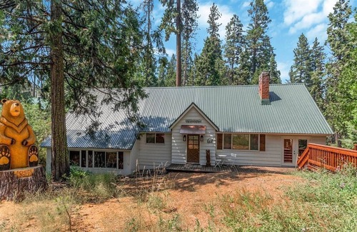 West Village Cabin | CC Cabin - West Village Location