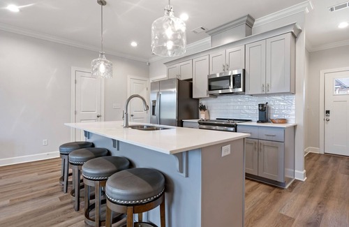 Tuscaloosa House | CC10 - Luxury Meets Convenience in Tuscaloosa and the University of Alabama!