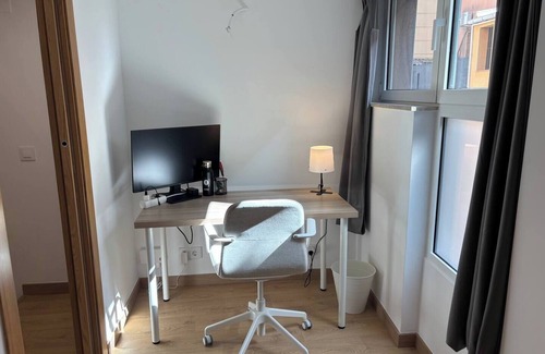 Barcelona Apartment | CCUNZ35 Home Barcelona