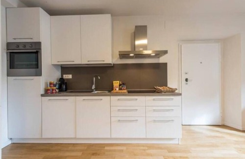 Duomo Apartment | CDT Duomo - Three Bedroom Apartment, Sleeps 6