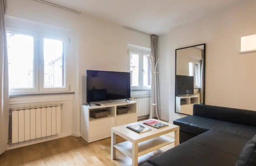 Duomo Apartment | CDT Duomo - Three Bedroom Apartment, Sleeps 6