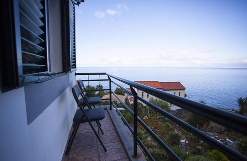 Jardim do Mar House | Cecilia’s House - Twin Room with Balcony