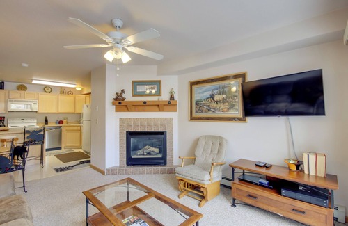 Powder Ridge Condo | Cedar Creek Condo: Free Shuttle to Big Sky Resort!