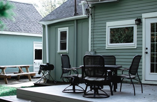 Boyne City Cottage | Cedar Grove North, downtown boyne city