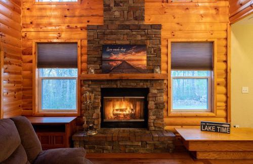 Deepwater House | Cedar Ridge