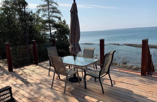 Tobermory House | Cedar Shoals Cottage