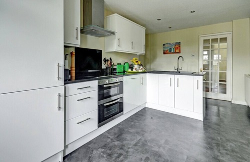 Westward Ho House | Cedars Lodge - One Bedroom House, Sleeps 2