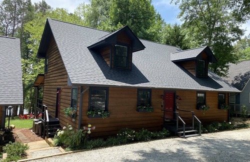 Martin House | Cedarwood Lake House