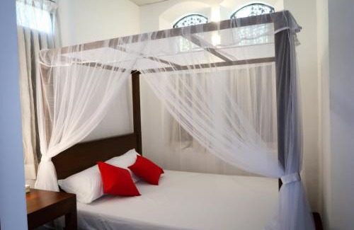 Maha Induruwa Bed & Breakfast | Cee Shade Villa - Maha Induruwa
