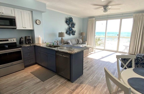 Miramar Beach Condo | Celadon #207 - 1 BR 2 BA + Hall Bunks