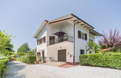 Capanne-Prato-Cinquale Apartment | Celeste by Interhome