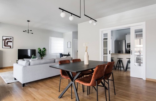 Palaio Faliro Apartment | Celestial 3BR Apartment with Balcony