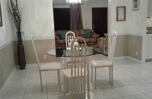 Bahamas Terrace House | Celestial Suites boasts is a clean, comfortable, safe and relaxing environment
