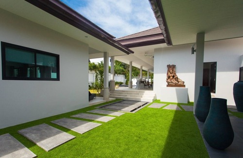 Rawai Villa | Celine - Private Pool Villa 4 Bedrooms