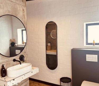 Robertson Apartment | Cellar Pods Blue
