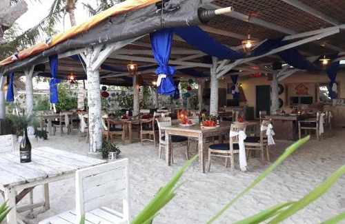 Mondu Resort | Cemara Beachfront Suite