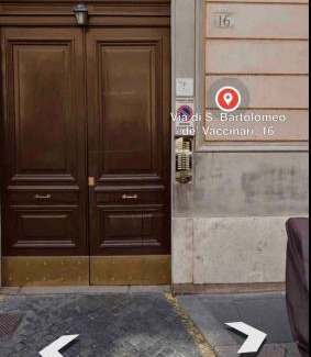 Roman Ghetto Apartment | Cenci Rome Centro Storico