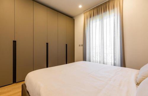 Bullona Apartment | Cenisio Golden House