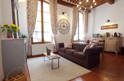 Apt Apartment | Cent Cinq - unique apartments in the heart of Apt