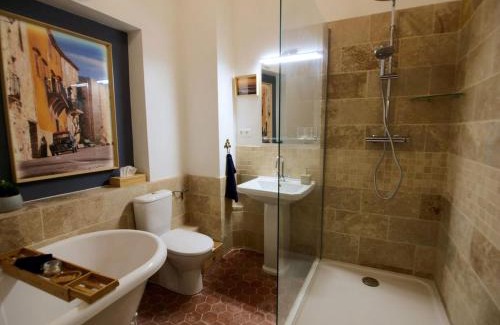 Apt Apartment | Cent Cinq - unique apartments in the heart of Apt