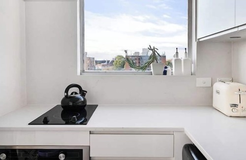 Centennial Park Apartment | Centennial Charm Bright Parkside Escape with Pool