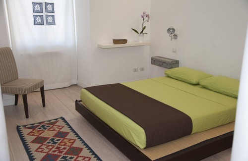 Salario House | Center 2 Rooms is a modern and comfortable apartment located on the first floor.