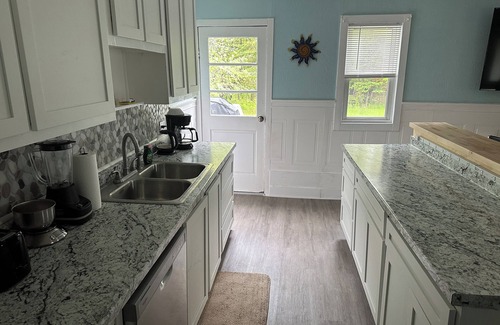 West Buxton House | Center of Everything Southern Maine… 3-bedroom house, huge yard in Buxton
