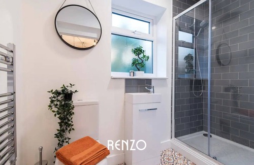 Derby Apartment | Central 1 Bed Apartment in Derby by Renzo, Free Parking and Wi-Fi!