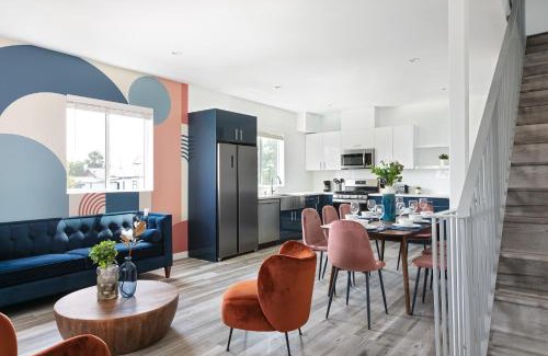 Historic Filipinotown House | Central 4BR Townhome Modern Perks